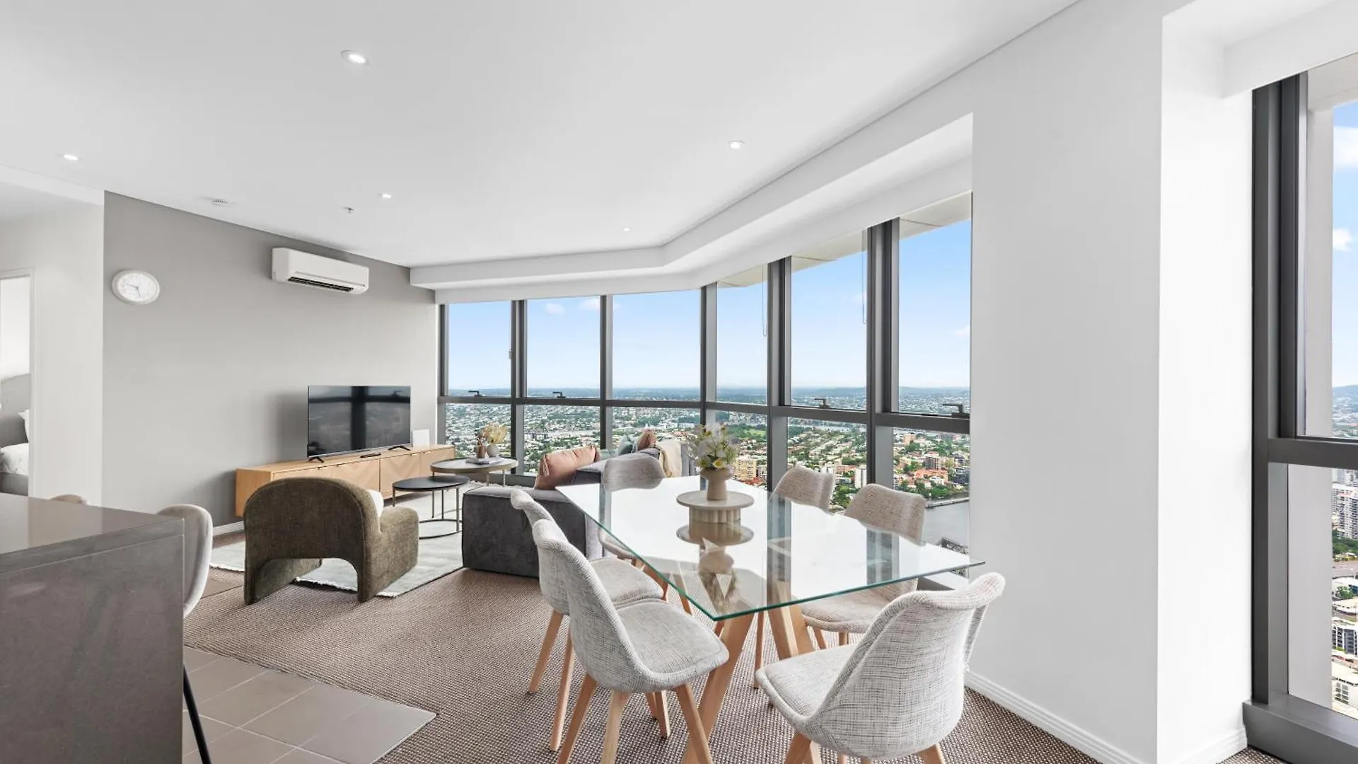 Altitude Suite 2Br - Stunning Views, Pool & Parking Brisbane 0*,